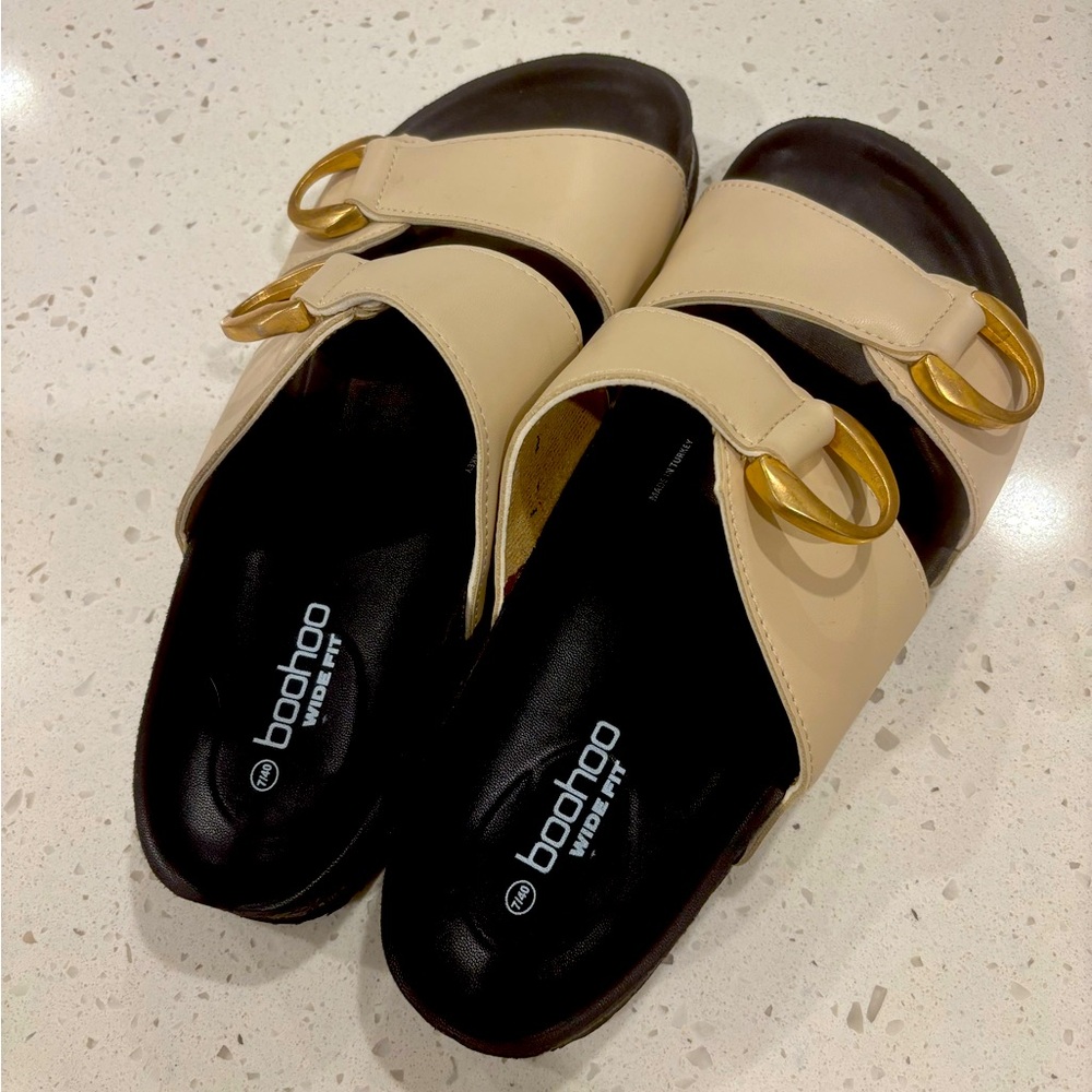 Boohoo Cream and Gold Sandals